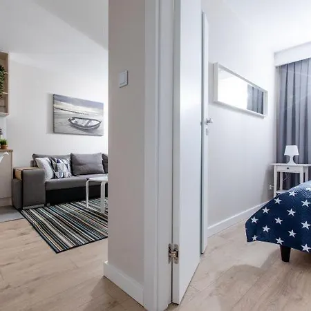 Apartment Klifowa 38 *